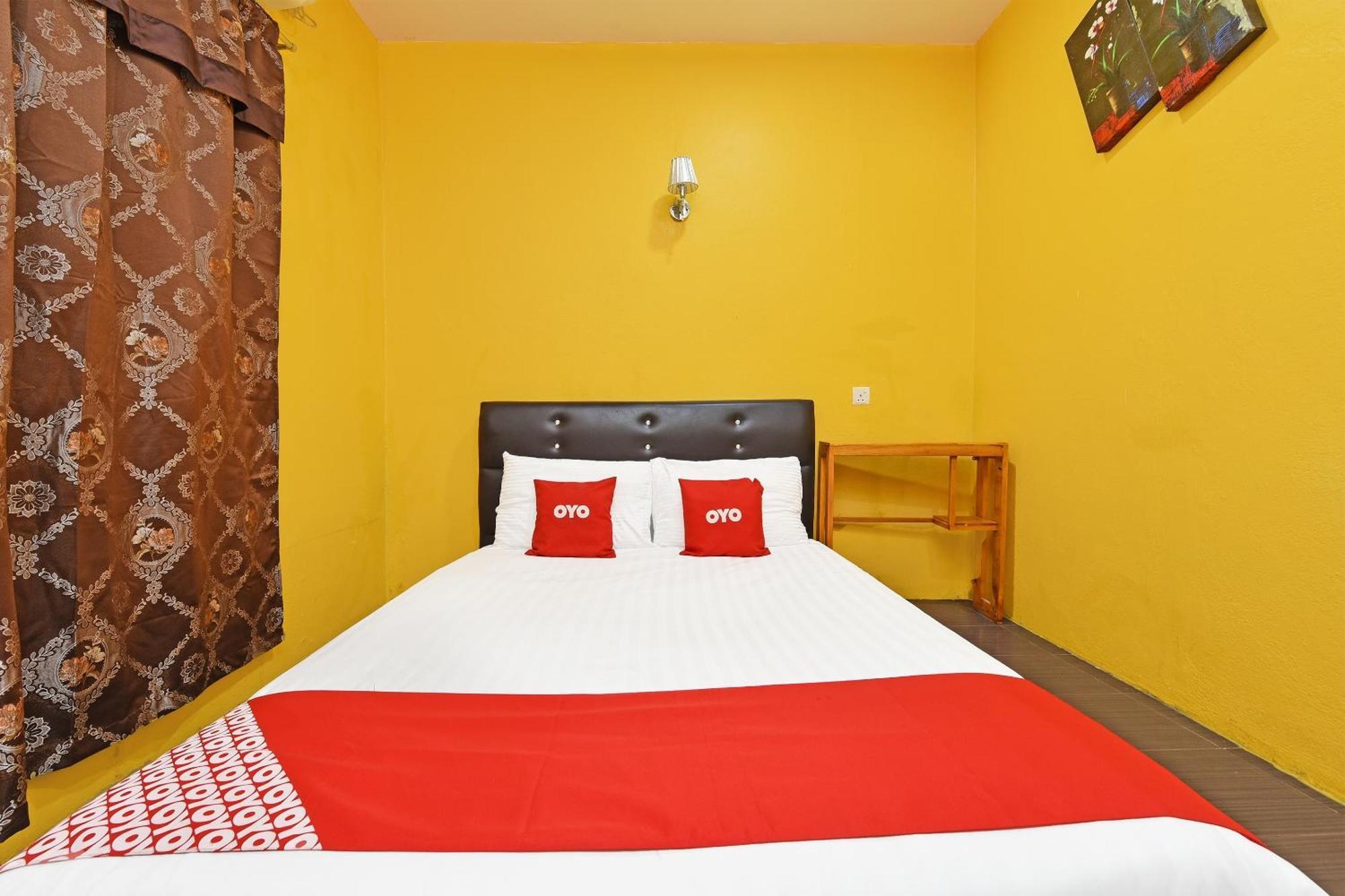 Oyo 90561 Awan Biru Motel Pantai Cenang  Eksteriør billede